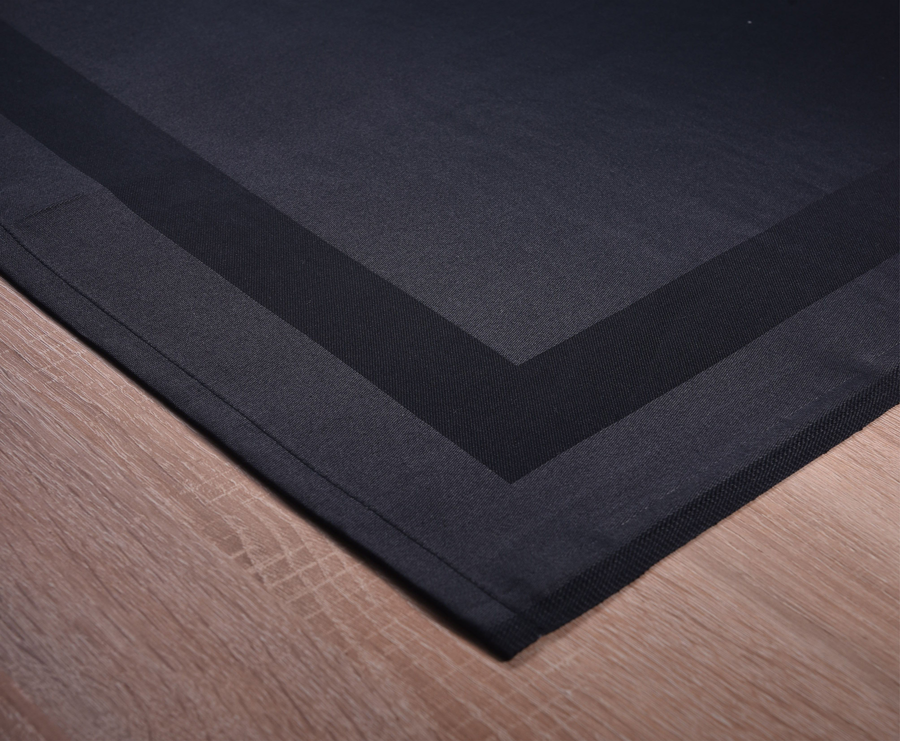 Nadstolnjak damast crni